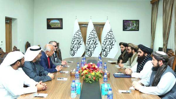 Islamic Emirate Foreign Minister Meets Khalilzad, Announces Release of Detained American