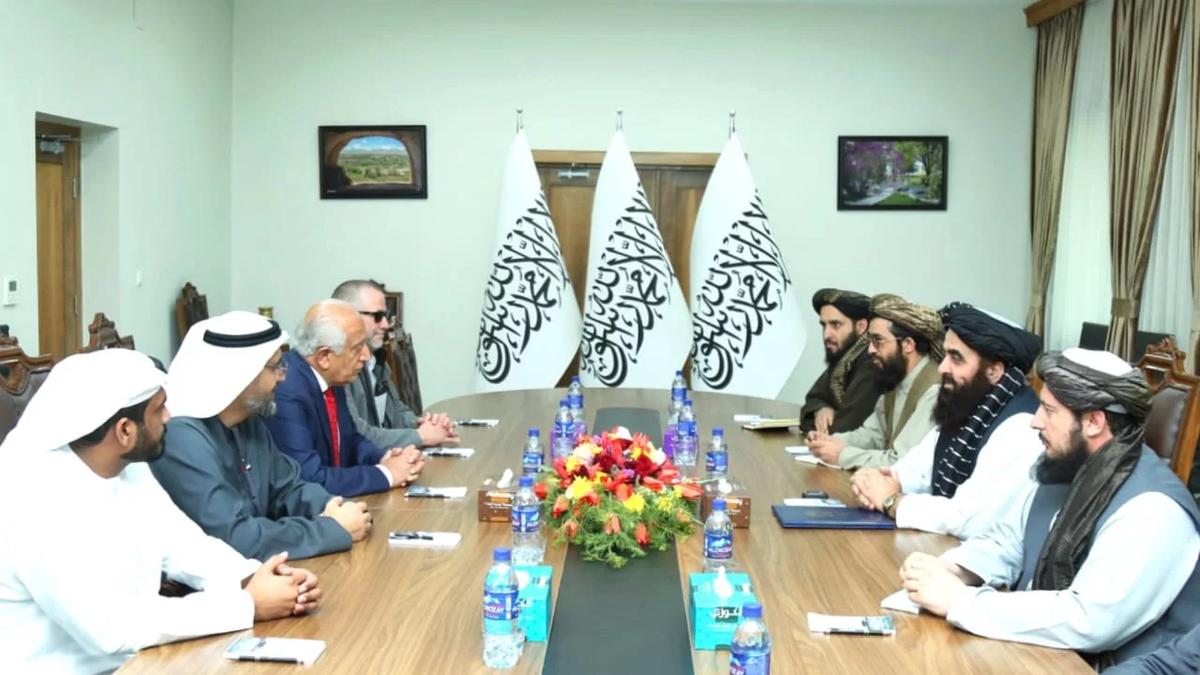 Islamic Emirate Foreign Minister Meets Khalilzad, Announces Release of Detained American