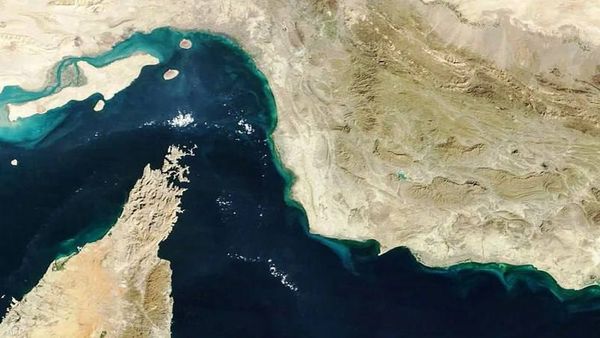 Iranian Media Report Clashes Between US and IRGC Naval Forces in Strait of Hormuz