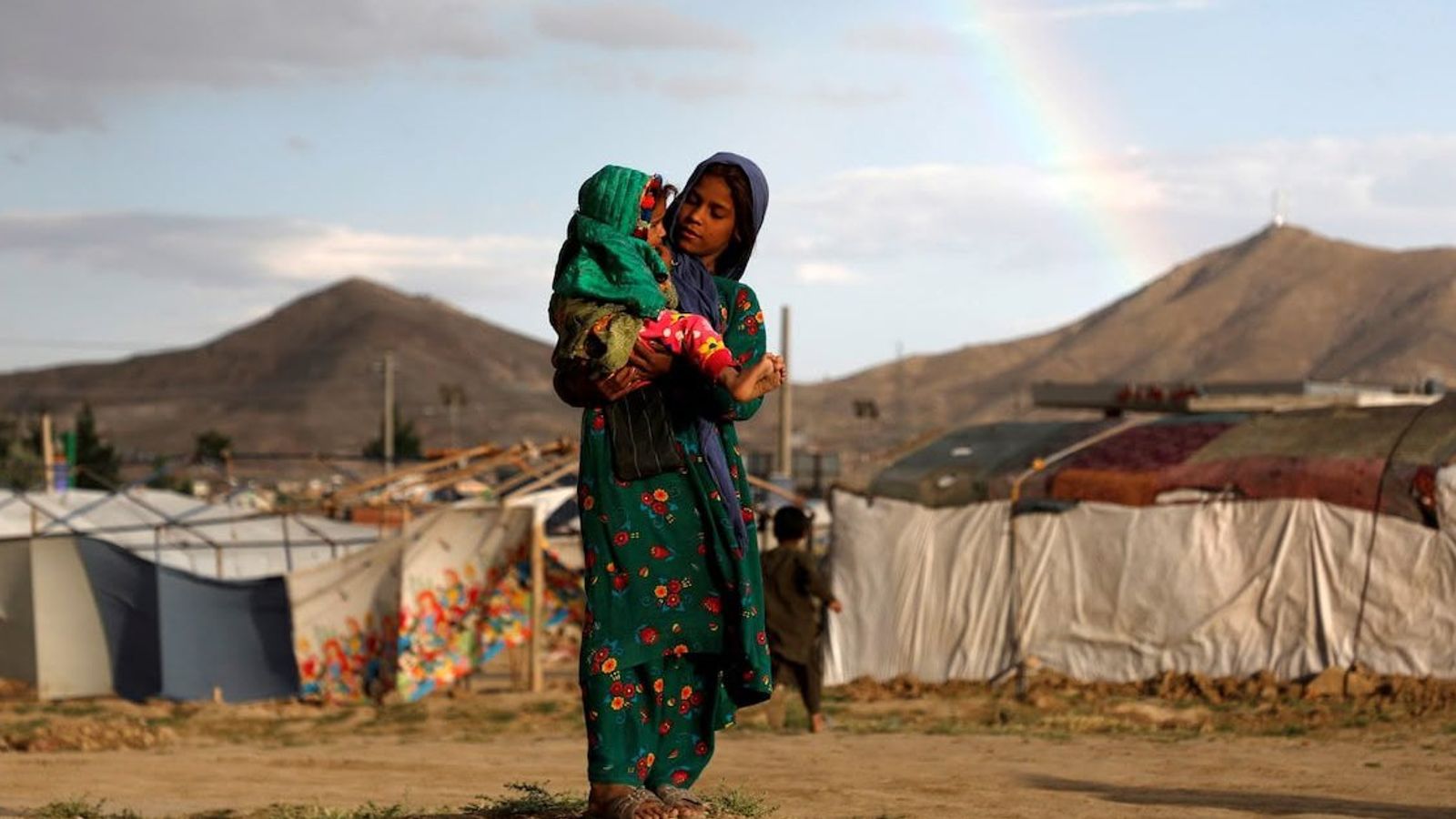 Afghanistan Among Seven Main Source Countries for Global Refugees