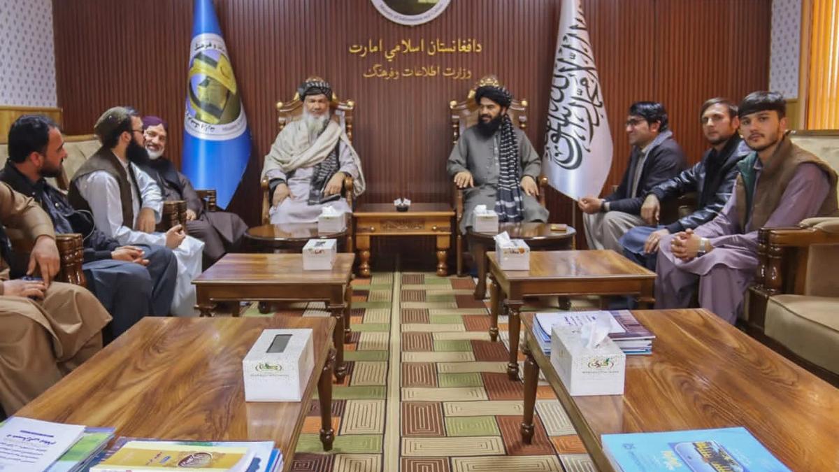 Tourism companies union officials share problems with deputy minister of Information and Culture