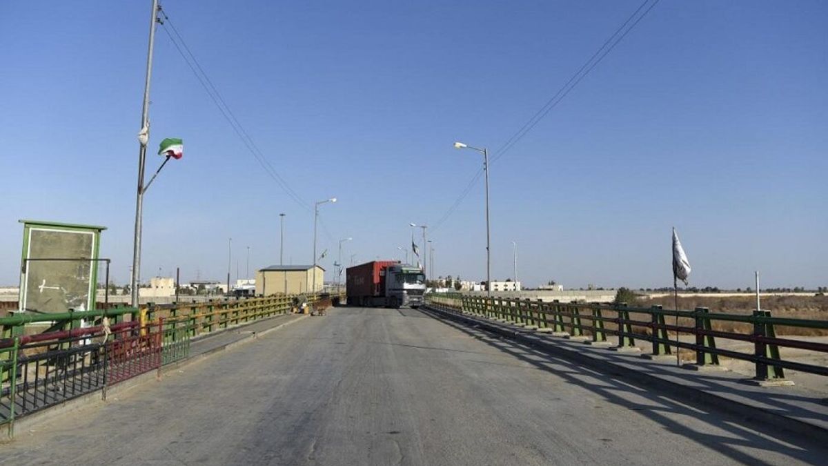 Iran and Afghanistan Sign Border Trade Agreement in Nimroz