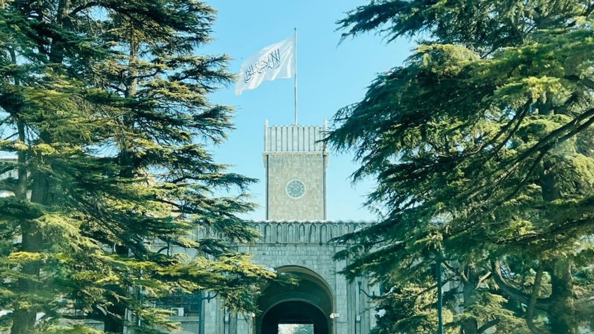 Islamic Emirate Deputy Prime Minister Hanafi Attends Introduction Ceremony for New Transport and Civil Aviation Minister