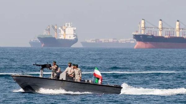 IRGC Navy Announces Strait of Hormuz Will Never Return to Former State