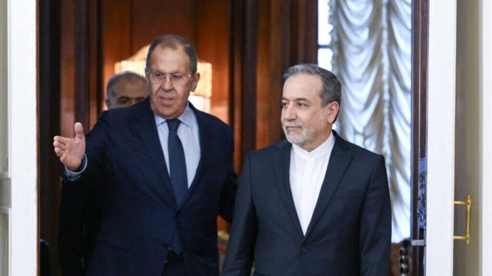 Russian and Iranian Foreign Ministers Discuss Iran-US Nuclear Negotiations