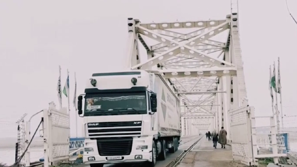 Uzbek President Approves Preferential Trade Agreement with Afghanistan's Islamic Emirate