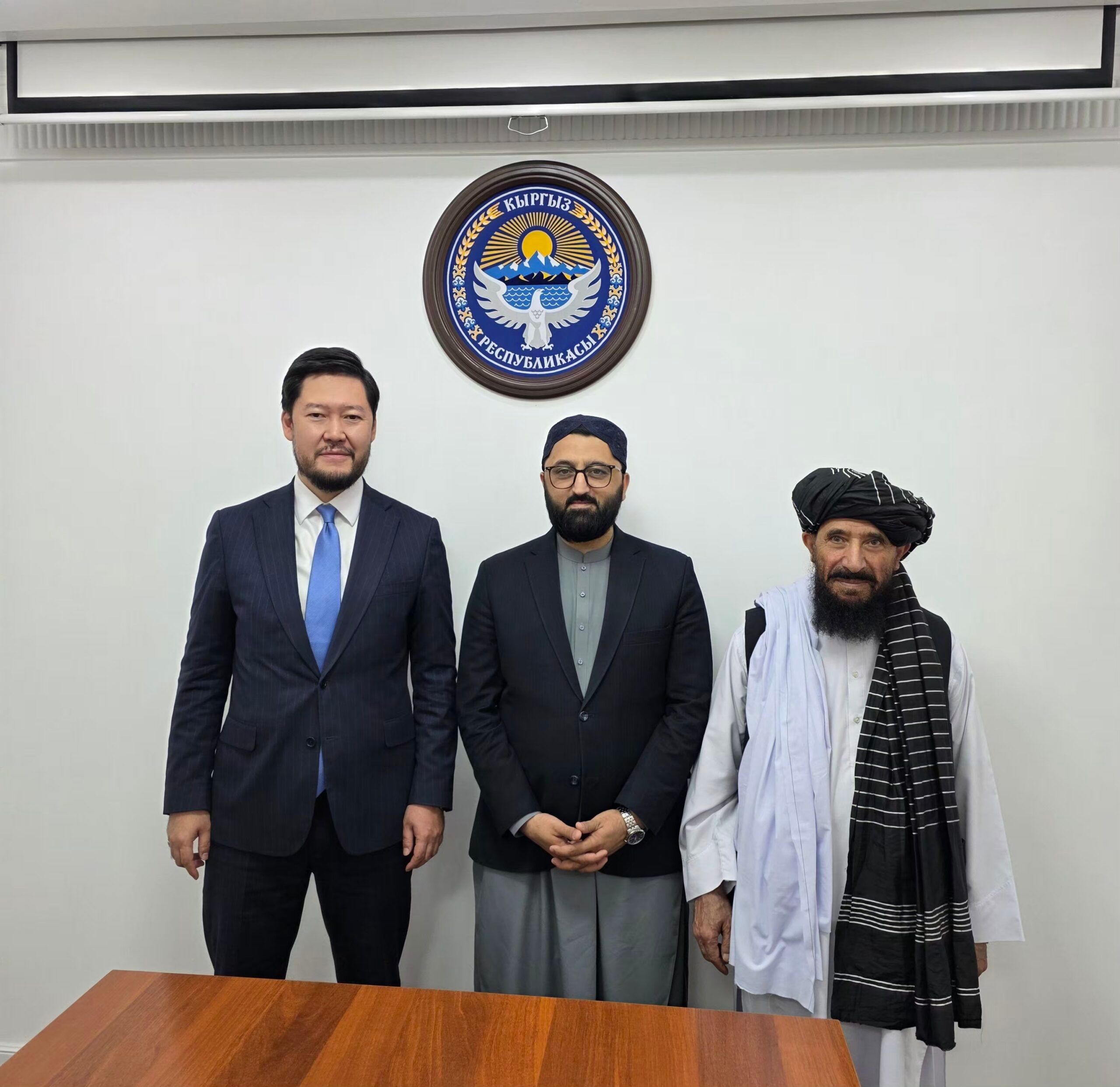 Afghan and Kyrgyz Officials Discuss Expanding Cooperation