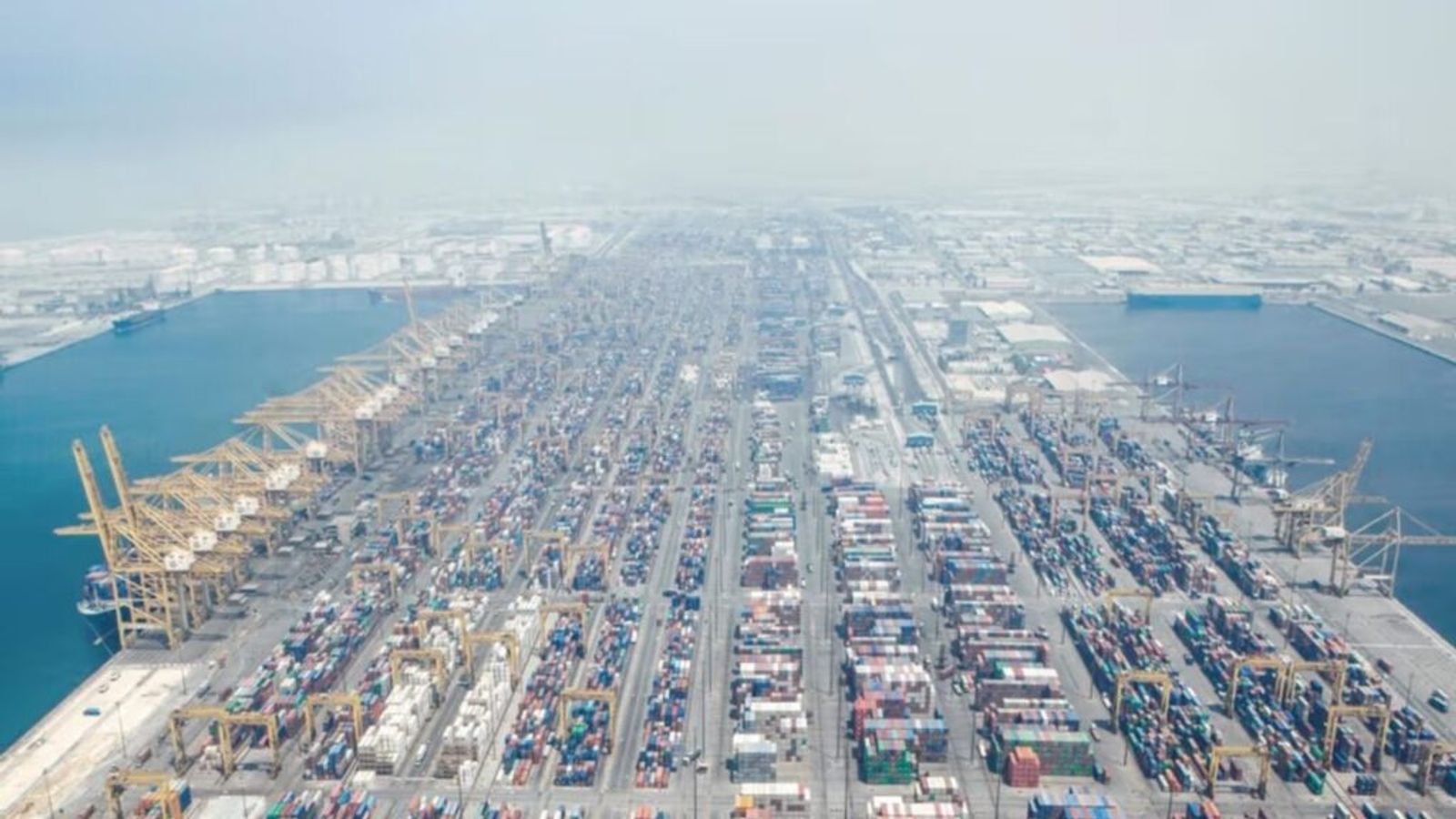 Thousands of Afghan Cargo Containers Stranded in UAE