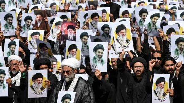 US and Iran Agree to Two-Week Ceasefire Mediated by Pakistan