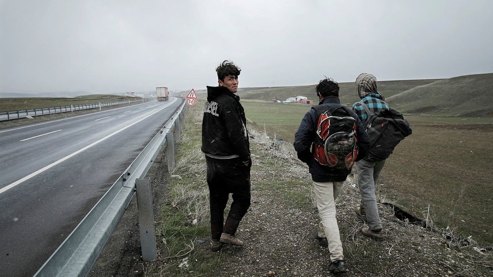 Afghan Migrants Allege Abuse by Turkish Border Forces Near Iran Frontier