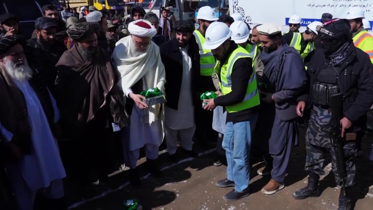 Islamic Emirate Launches Construction of Kabul-Bagram Road for New Kabul City