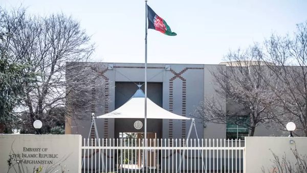 اتحاد فعالان حقوق بشر نسبت به بسته‌شدن نماینده‌گی‌های دیپلماتیک افغانستان ابراز نگرار کرد