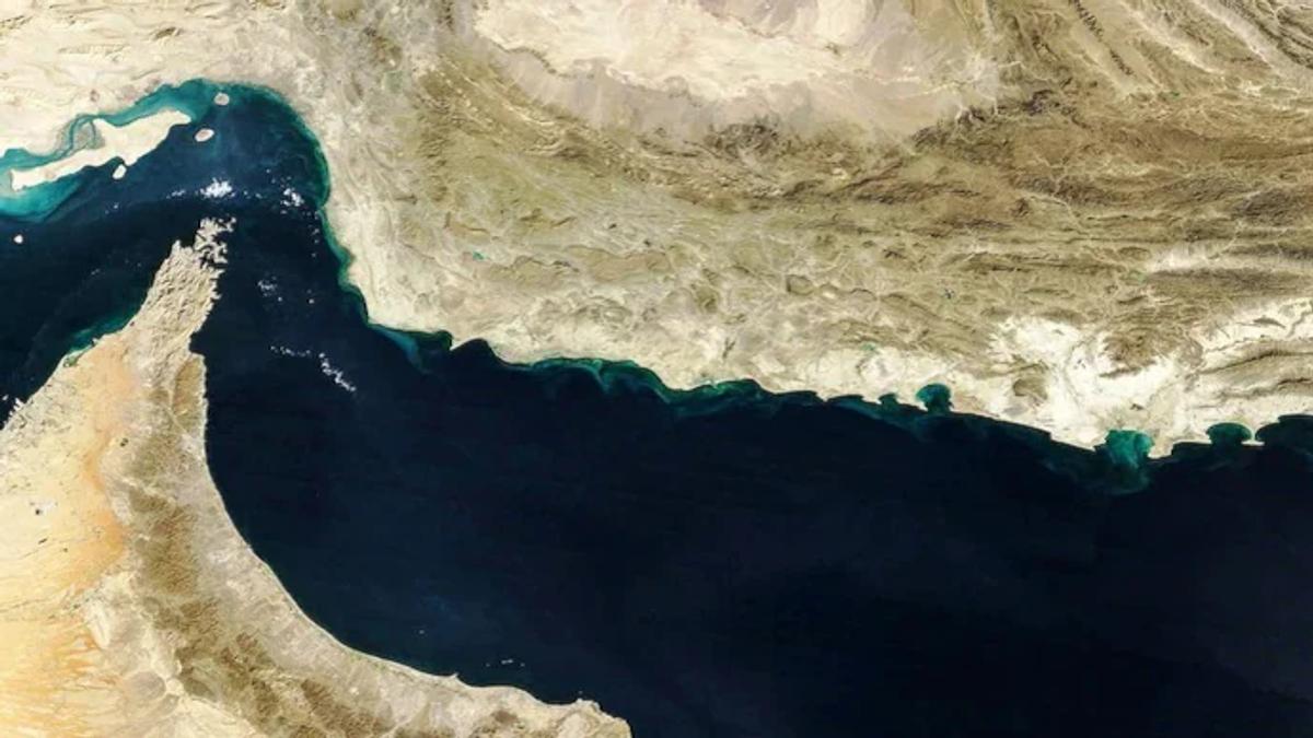 Iran Closes Strait of Hormuz After Israeli Strikes on Over 100 Hezbollah Targets in Lebanon