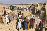 Hasht-e Subh Examines Speculated US Role in Pakistan-Taliban Tensions