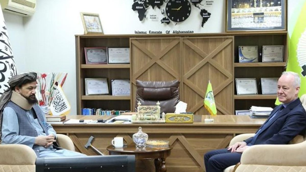 Afghan Rural Rehabilitation Minister Meets World Food Programme Head