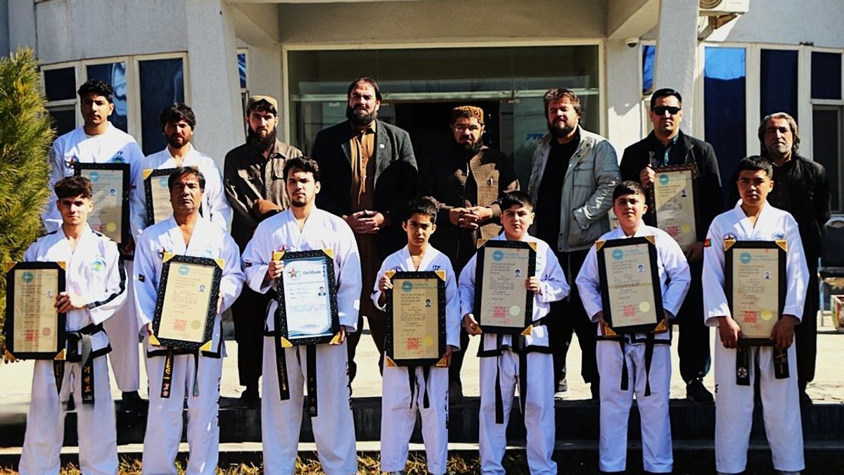 28 Afghan Taekwondo Athletes Receive International ITF Dan 1 to 8 Belts