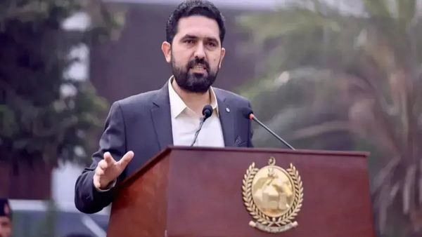 Pakistani Officials Criticize Army Approach Toward Afghanistan at Quetta Meeting