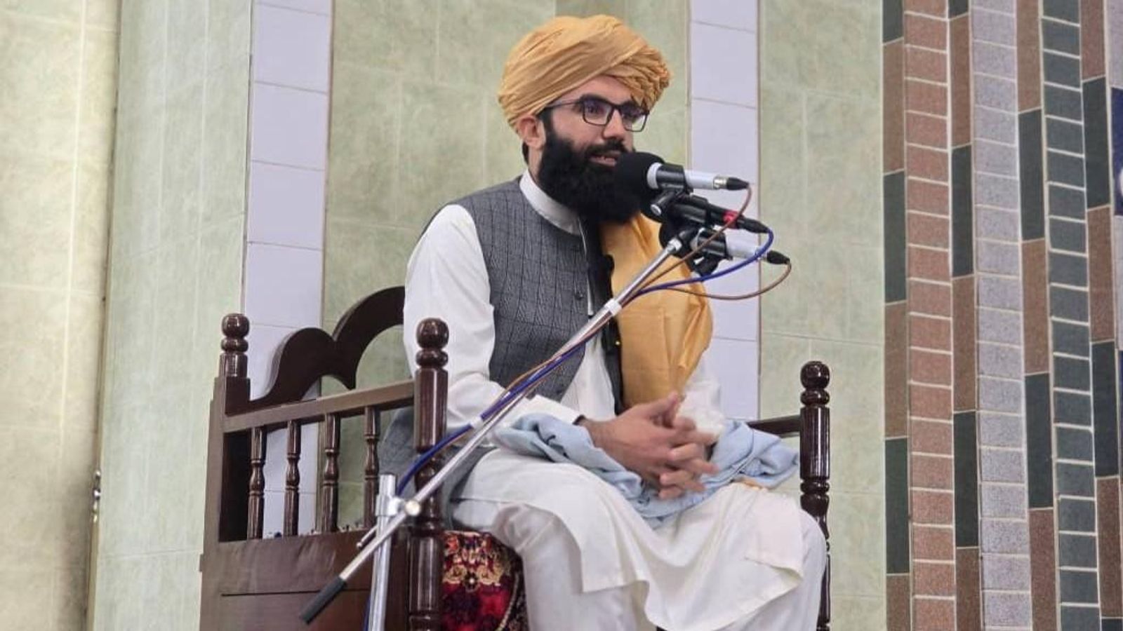 Haqqani Vows Afghanistan Won’t Bow to Threats or Pressure During Eid Prayers