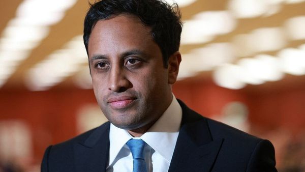 Britain's Reform Party to propose visa ban for Afghan citizens if no cooperation on deportations