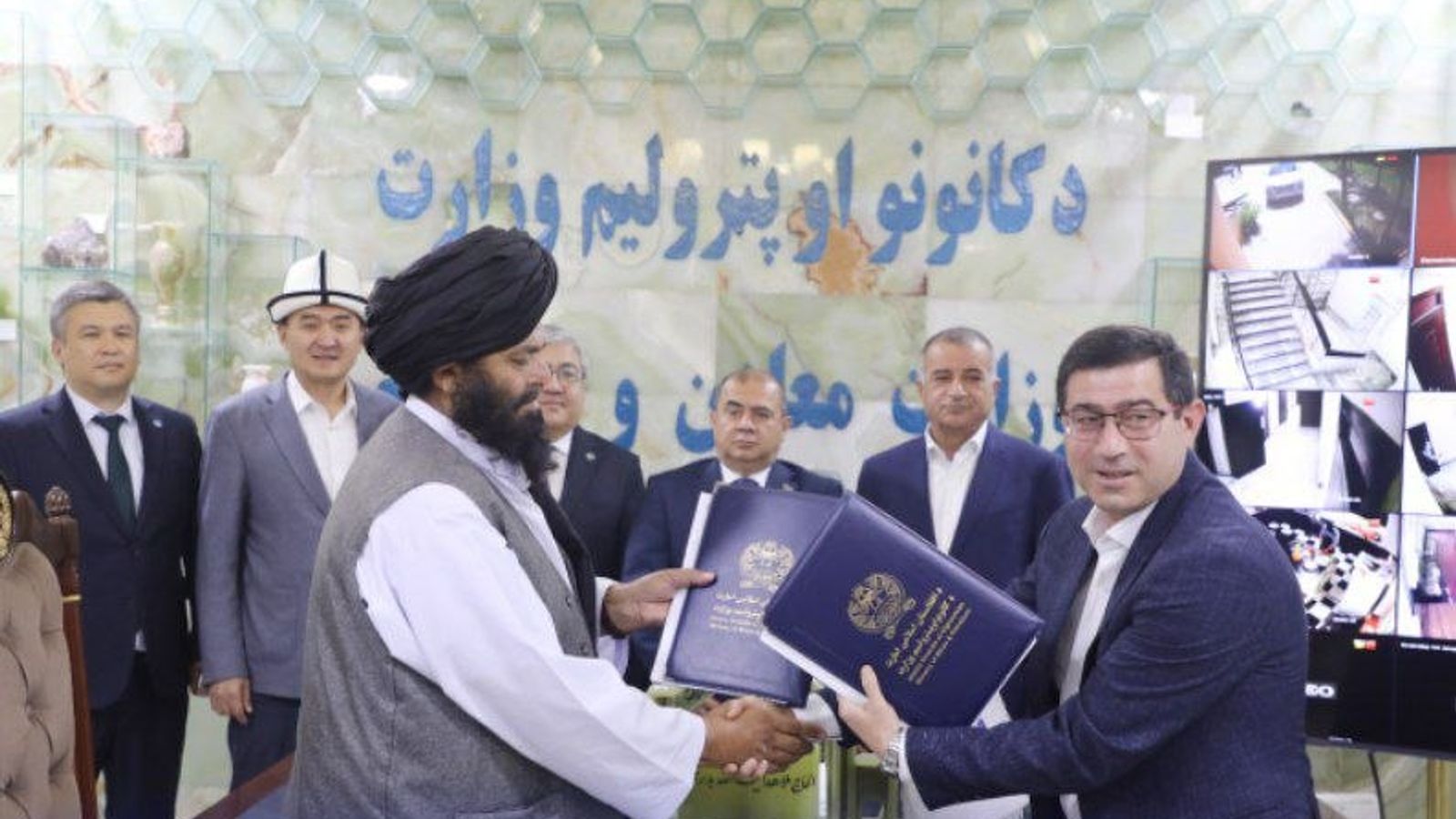 Taliban Sign $20.24 Million Gold Mining Contract in Kunduz
