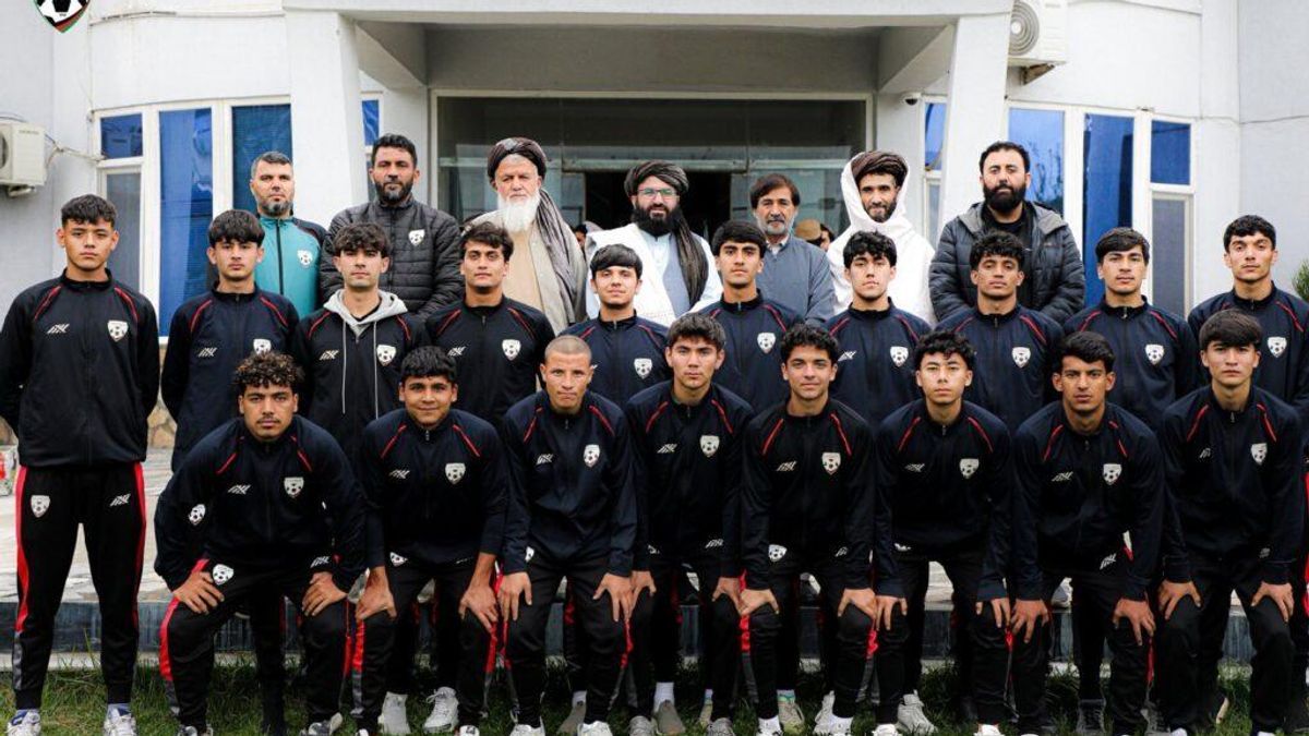 Afghan Under-17 Football Team Departs for Uzbekistan for CAFA Championship