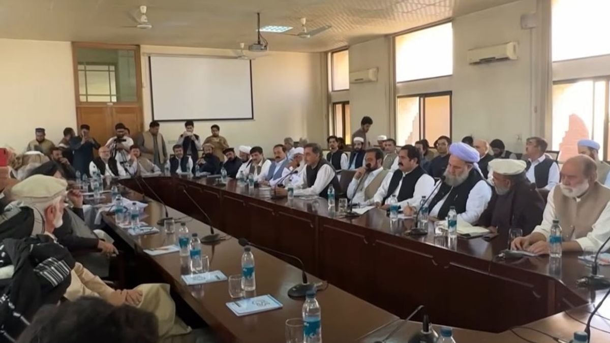 Peshawar Peace Jirga Backs Diplomacy Between Taliban and Pakistan, Calls for Ceasefire