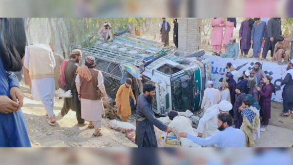 Vehicle Carrying Returnees Overturns in Laghman, Killing 18 and Injuring 29