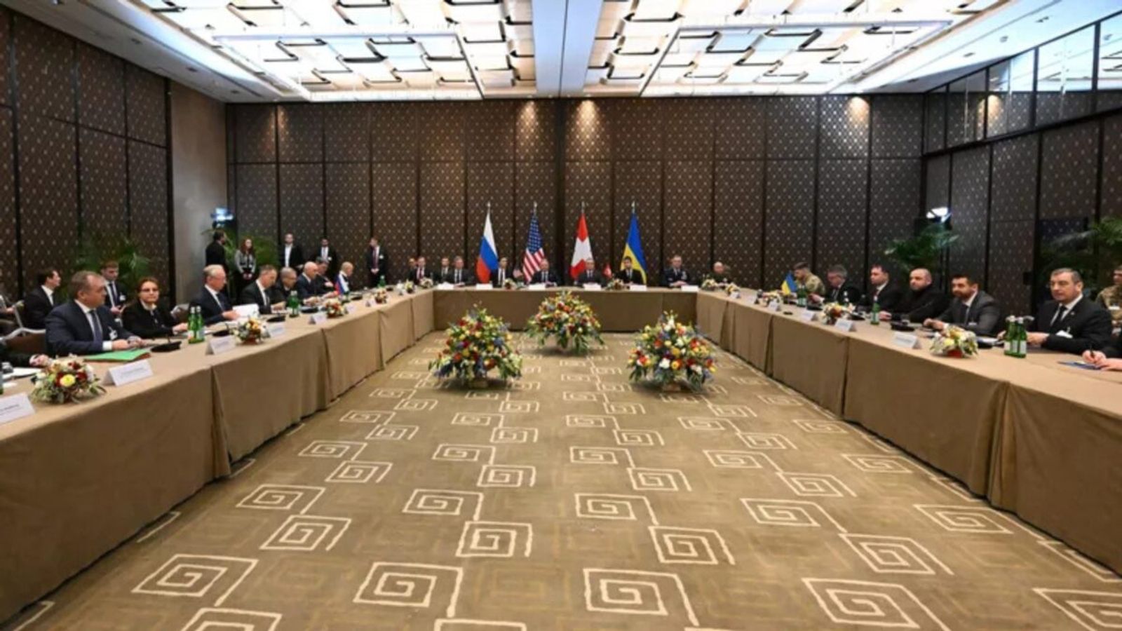 Trump Pressures Ukraine to Reach Agreement with Russia in Geneva Talks
