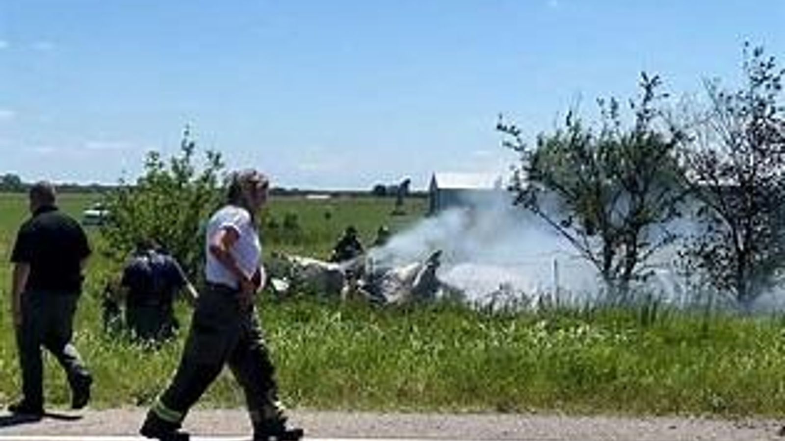 12 killed in US skydiving plane crash