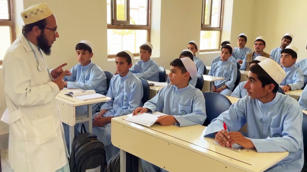 Charity Opens Free School for Hundreds of Students in Herat
