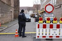 35-Year-Old Afghan Man Stabs Three at Würzburg Central Station in Germany