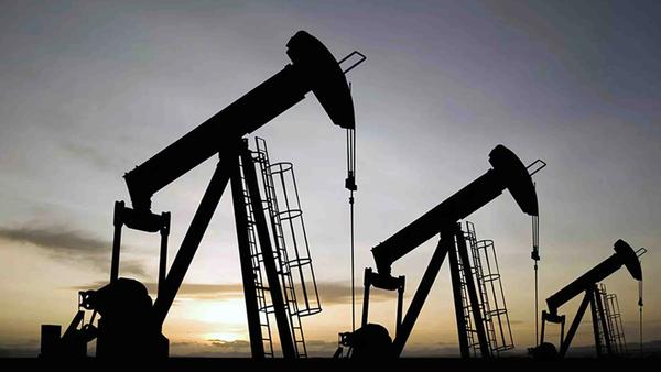 Afghan Officials Propose Buying 2 Million Tons of Russian Oil Products Annually