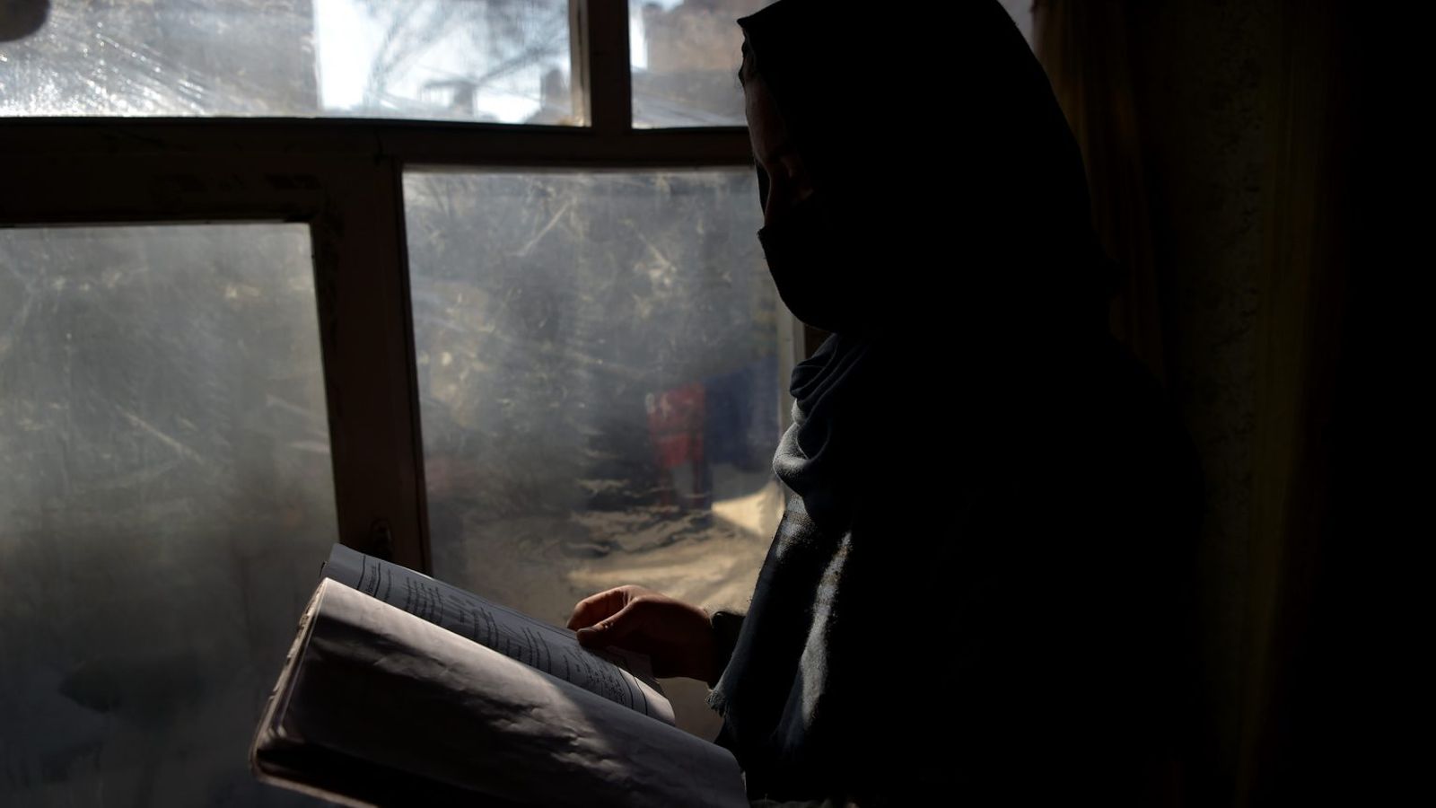 Afghan Woman Recounts Taking University Entrance Exam Amid Restrictions