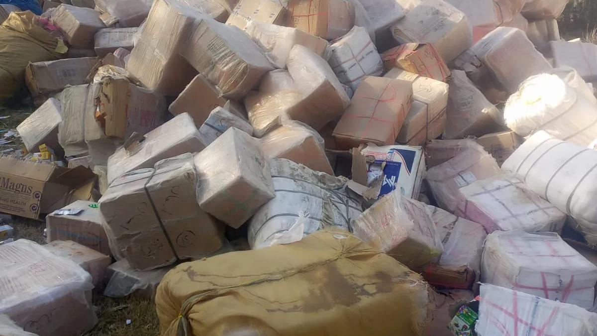 Large Quantities of Smuggled Goods Seized in Four Afghan Provinces Over Past Three Weeks