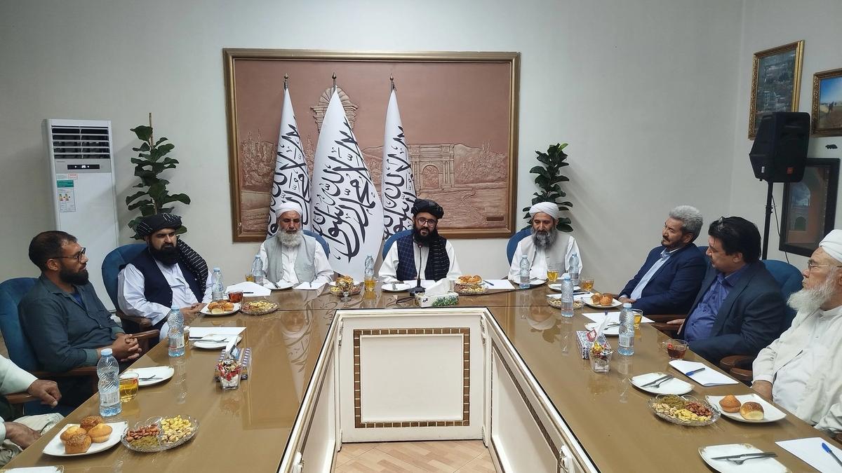 Afghanistan’s Consul in Mashhad Pledges Transparent Services to Afghan Migrants
