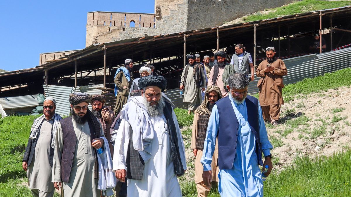 Information and Culture Minister Visits Bala Hissar Heritage Site in Kabul