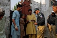 Pakistan Launches Extensive Raids on Undocumented Afghan Migrants' Homes in Islamabad and Nearby Areas