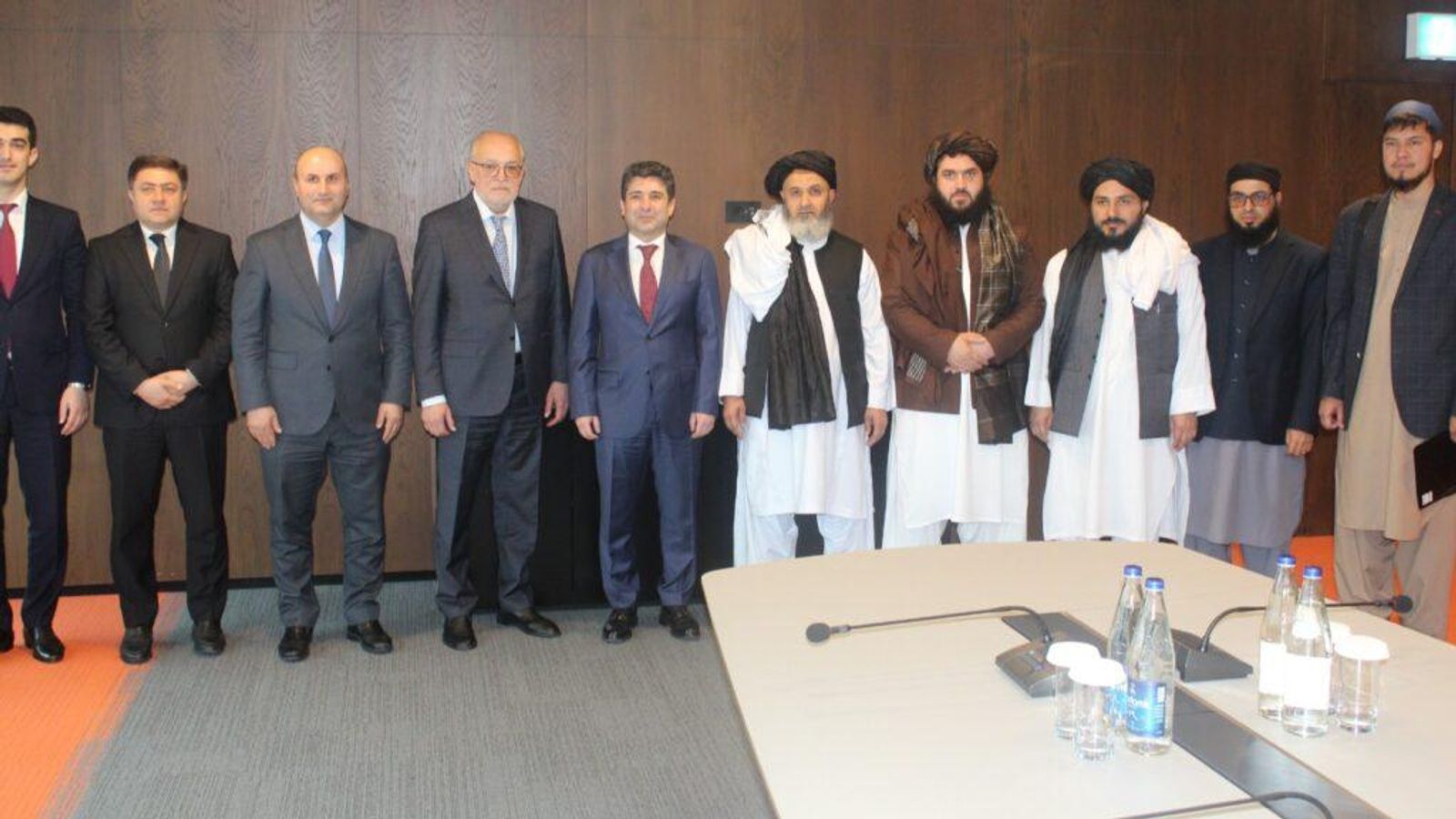 Afghan and Azerbaijani Officials Discuss Trade Expansion and European Export Routes