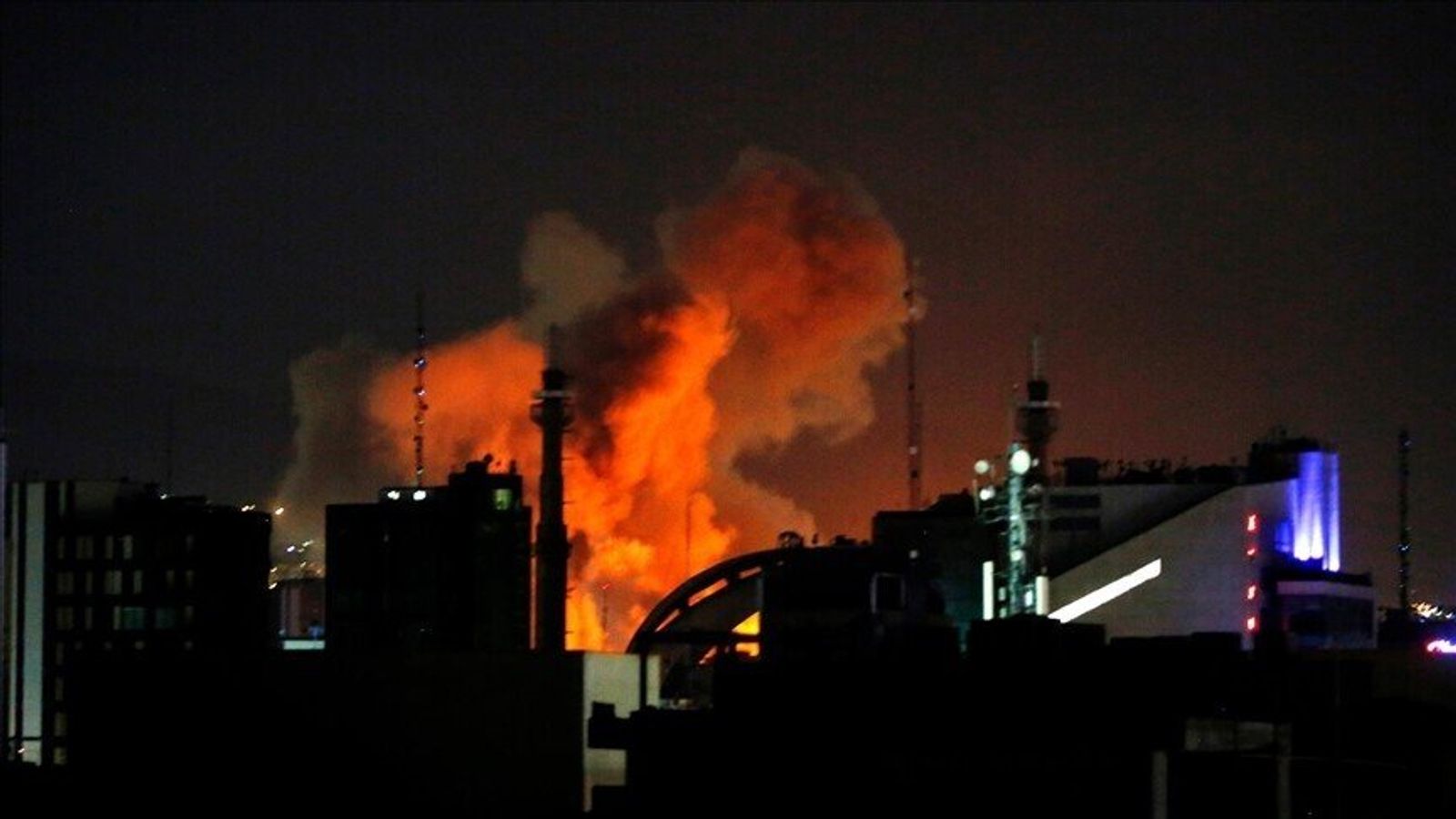 Explosion at Qatar Gas Facility Injures 54, Leaves 18 Missing