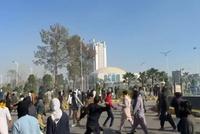 Suicide Car Bombing Targets Police Station in Pakistan's Bannu, Killing Five