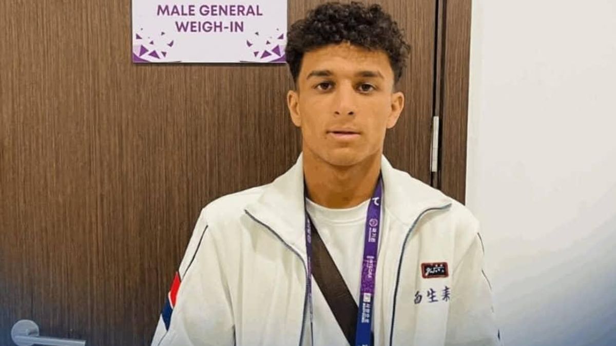 Afghan Taekwondo Athlete Mehdi Yaqoubi Defeats Armenian Opponent in Uzbekistan