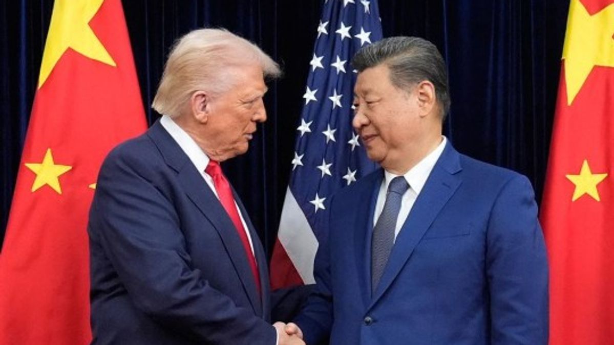 Trump Imposes New 10% Tariffs on Imports After Supreme Court Ruling