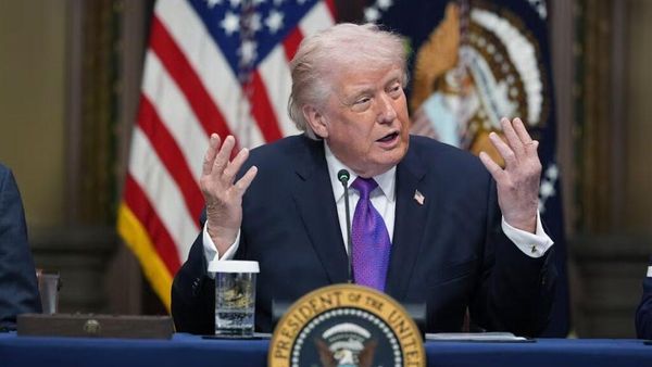 Trump Urges Countries Including China to Help Secure Strait of Hormuz Amid US-Israel Conflict with Iran