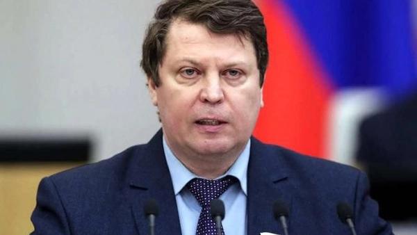 Russian Duma Deputy Calls Recruiting Afghan Workers a 'Big Mistake'