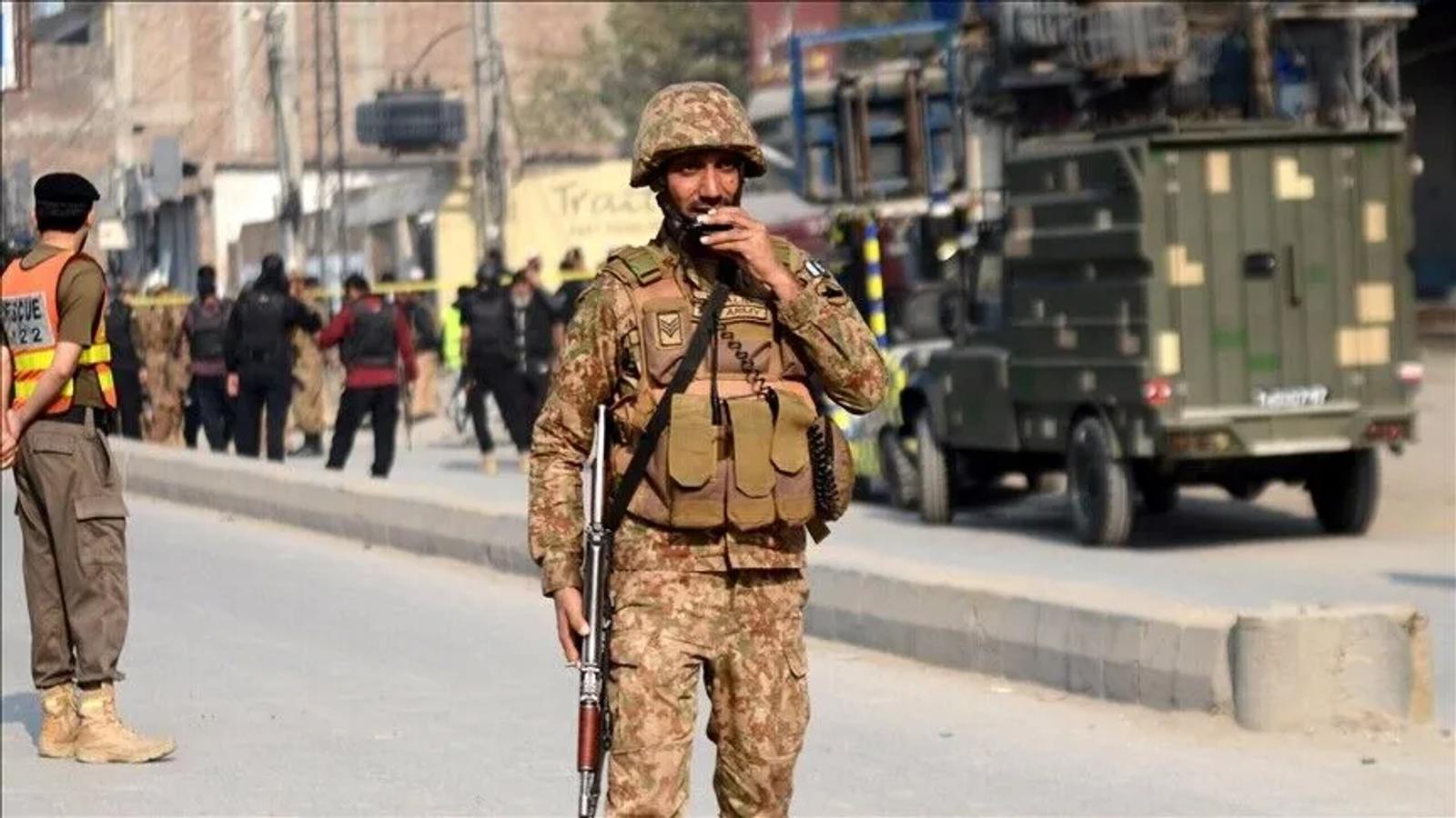 Militant attack on police checkpoint in Pakistan's Hangu kills officers and fighters