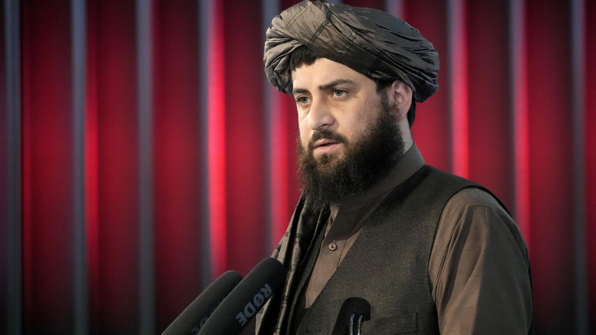 Hasht-e Subh Questions Sincerity of Taliban Defense Minister's Unity Call