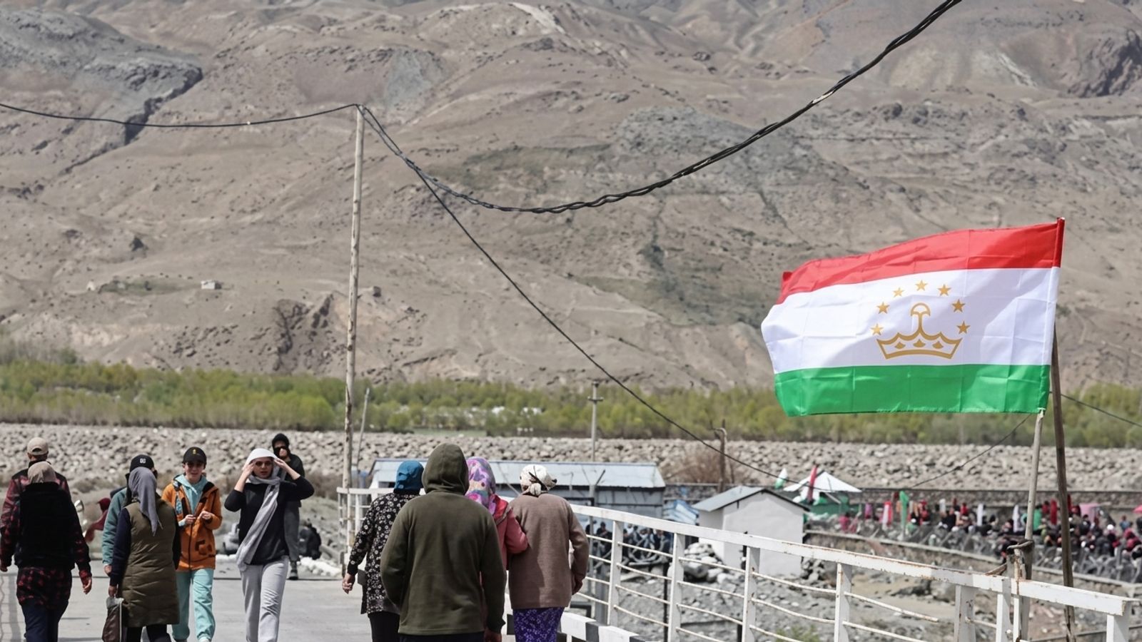 Tajikistan Expels 250 Afghan Families; Activists Cite Safety Concerns Upon Return