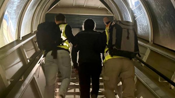 Germany Deports 32 Afghan Asylum Seekers to Kabul