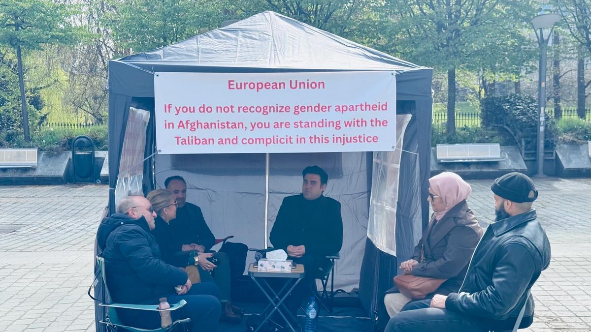 Former Afghan MP Stages Sit-in at European Parliament Calling for 'Gender Apartheid' Recognition
