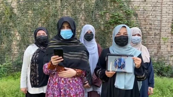 Women's Freedom Lantern Movement: Nowruz Symbolizes Victory of Light Over Darkness Amid Rights Bans